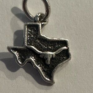Retired James Avery Sterling Silver Texas Long Horn Charm